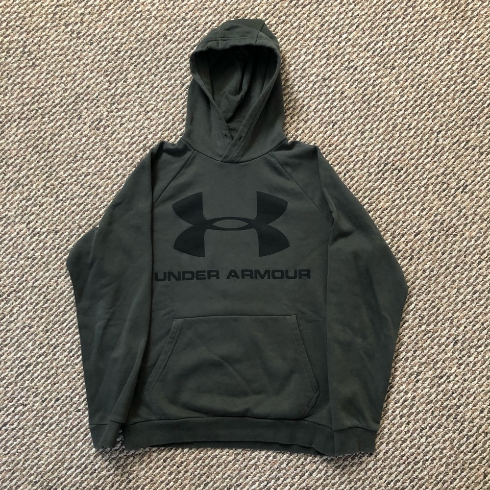 Under Armour sweatshirt